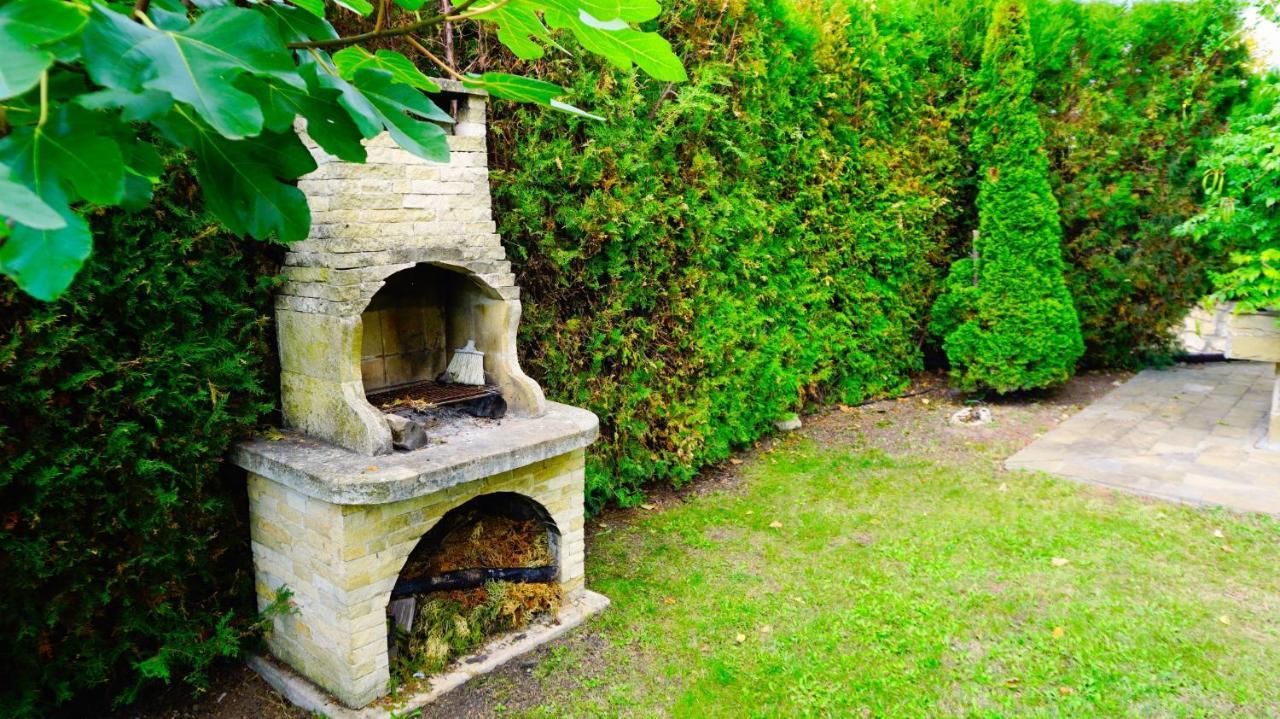 Вила Афина - Villa Afina Baltsjik Eksteriør bilde