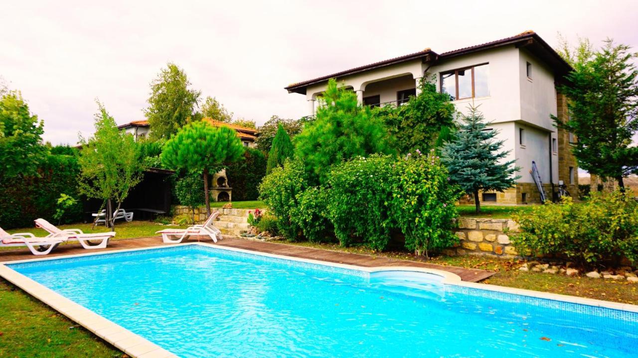 Вила Афина - Villa Afina Baltsjik Eksteriør bilde