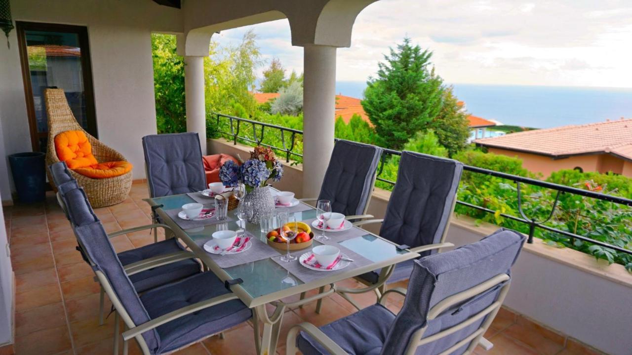Вила Афина - Villa Afina Baltsjik Eksteriør bilde