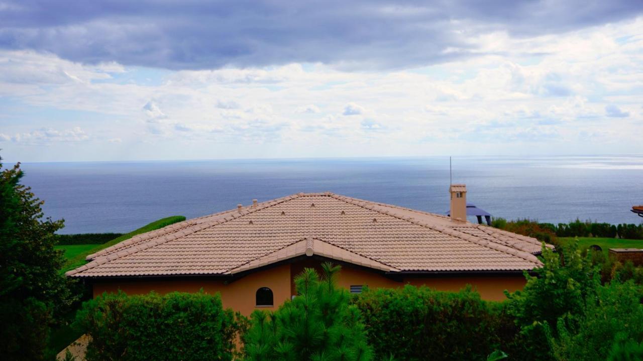 Вила Афина - Villa Afina Baltsjik Eksteriør bilde