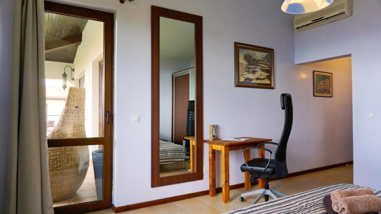 Вила Афина - Villa Afina Baltsjik Eksteriør bilde