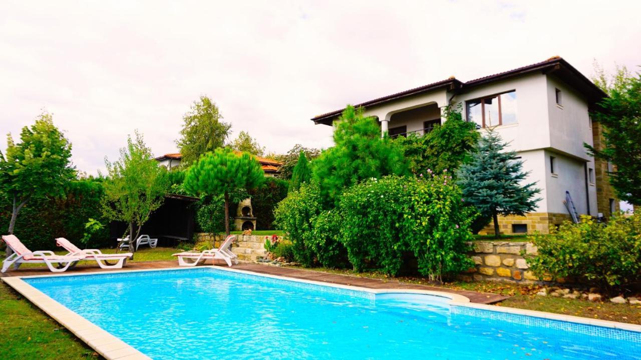 Вила Афина - Villa Afina Baltsjik Eksteriør bilde